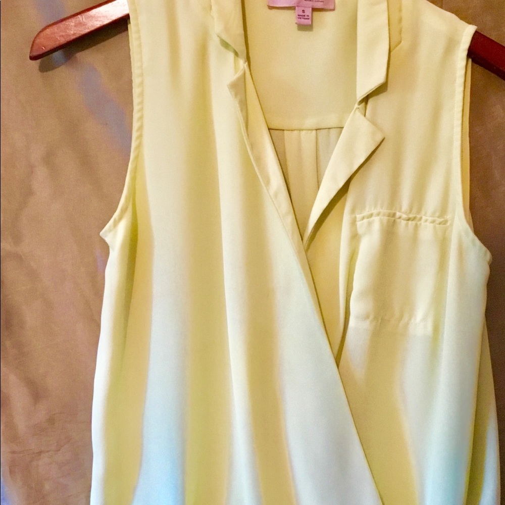 Beautiful light green top